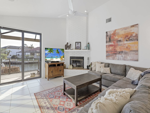 Marco Island Waterfront Luxury Villa